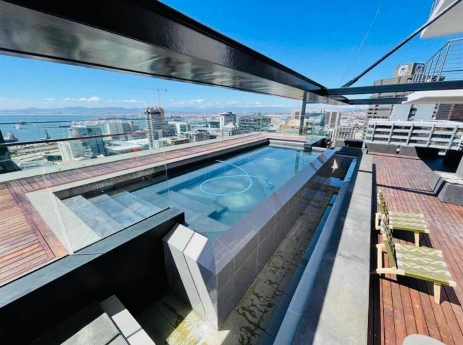 Skyline Views Stylish Studio With Pool, Parking No Load Shedding Kapstadt Exterior foto