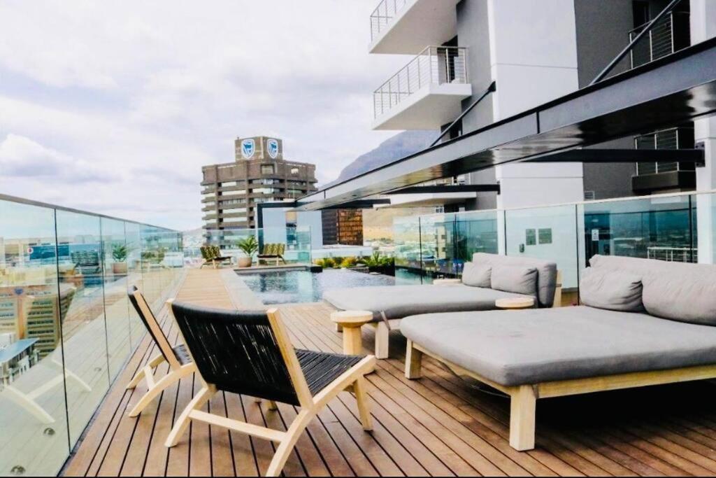 Skyline Views Stylish Studio With Pool, Parking No Load Shedding Kapstadt Exterior foto